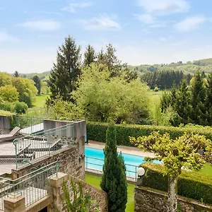 auberge-de-la-tomette.hotels-rhonealpes.com/