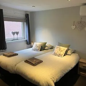 Jaguars Appartement Eindhoven